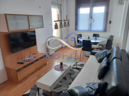 Braće Ribnikar | 4zida.rs