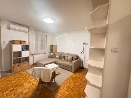 Moravske divizije | 4zida.rs