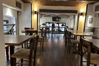 Lokal | 4zida