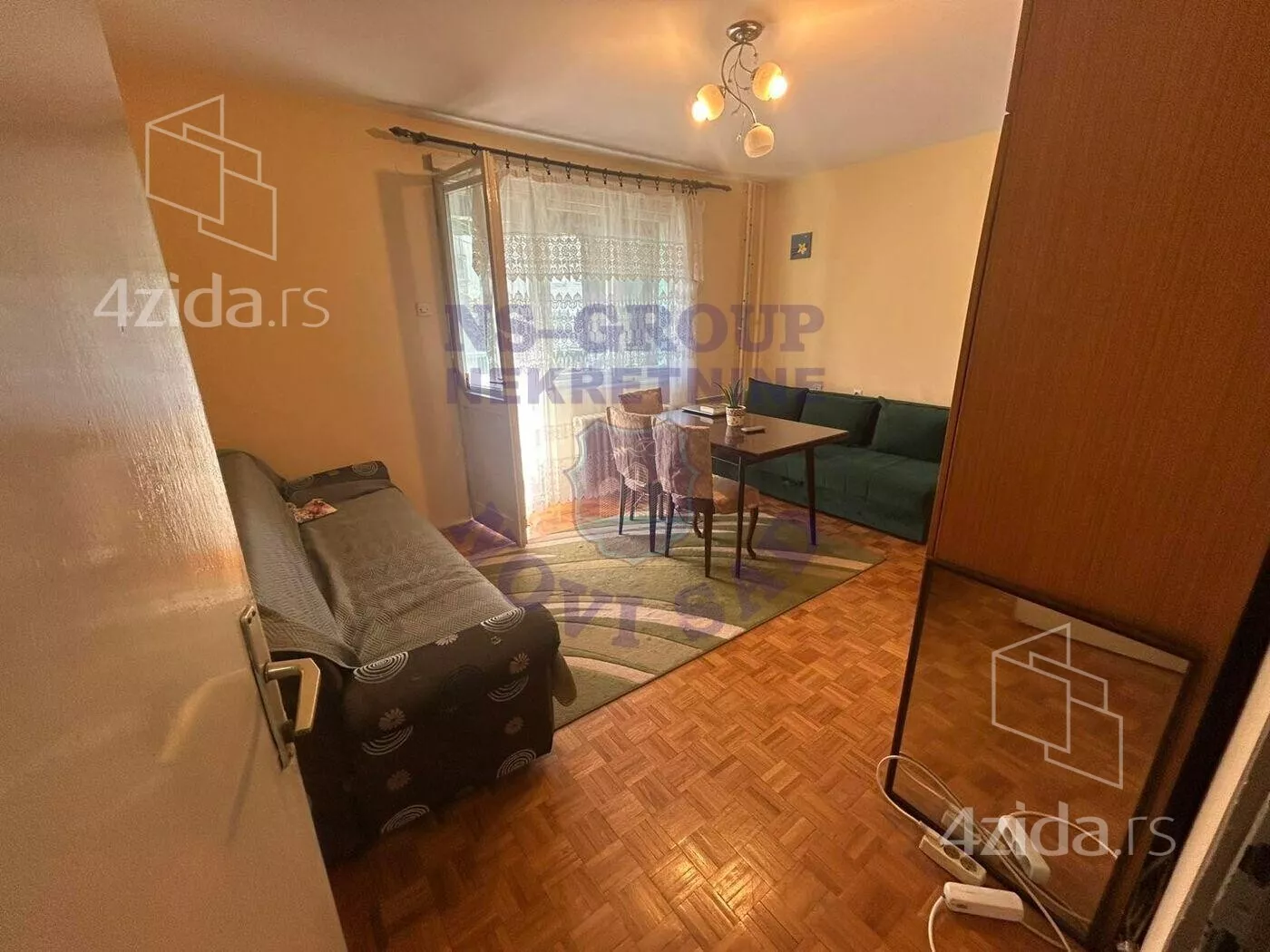 Jednoiposoban stan | 4zida