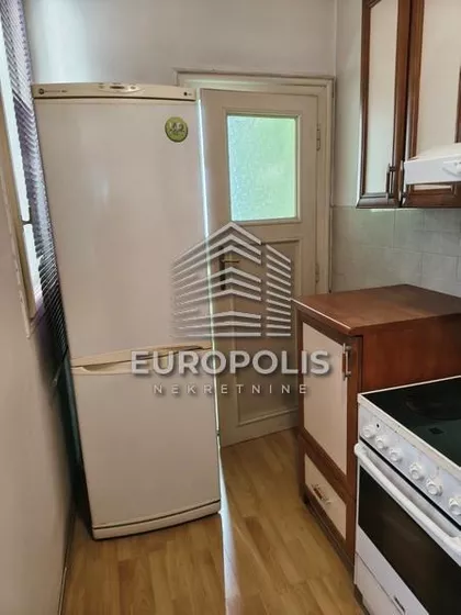 Avijatičarski trg | 4zida.rs