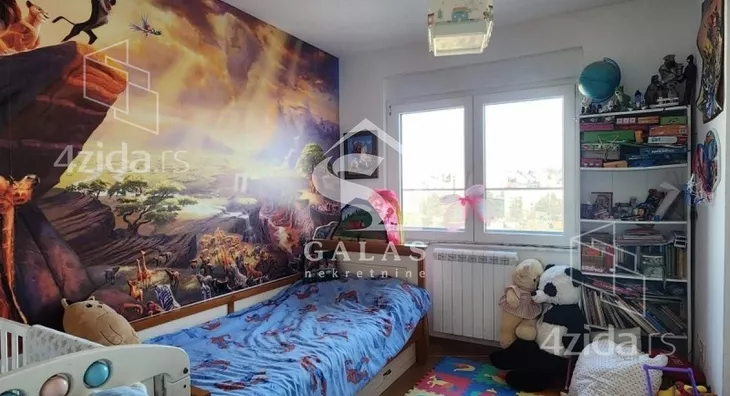 Dvoiposoban stan | 4zida