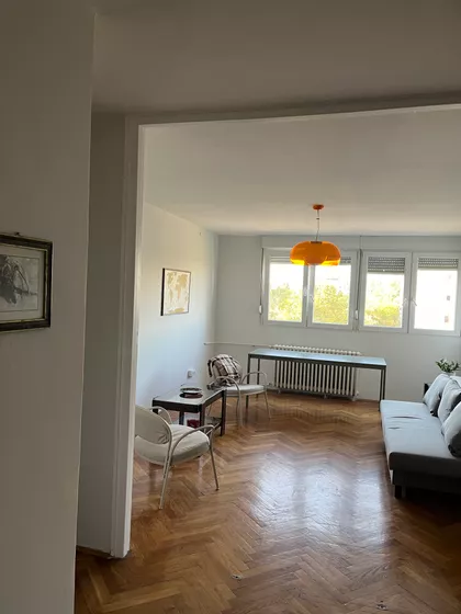Pariske Komune 8 | 4zida.rs