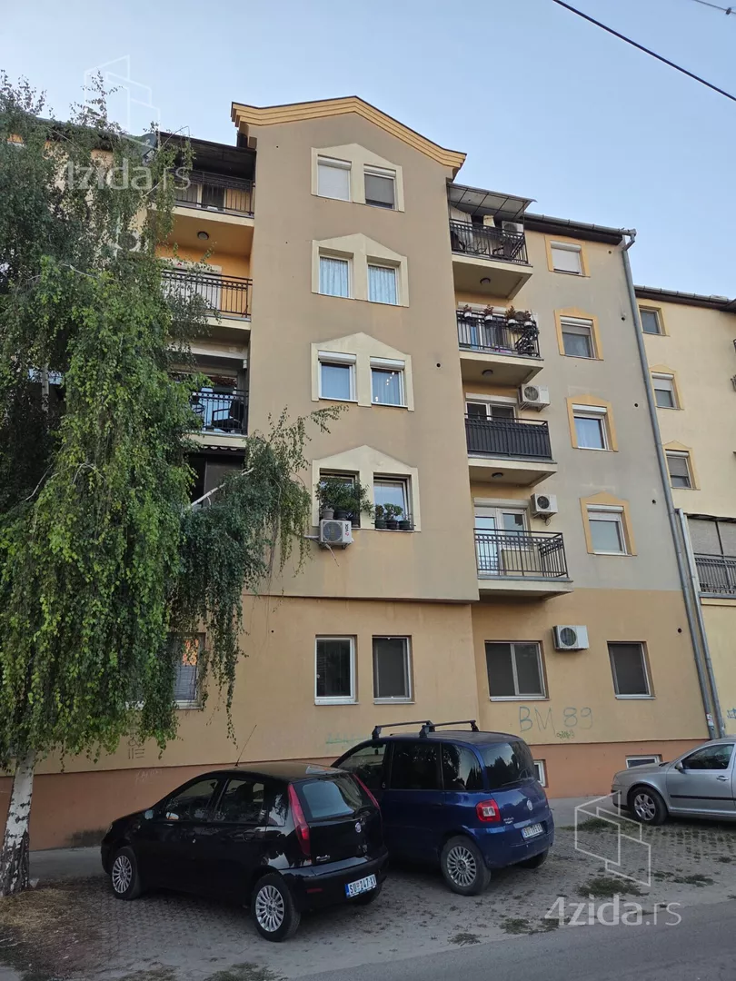 Garsonjera | 4zida