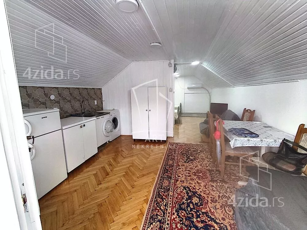 Garsonjera | 4zida