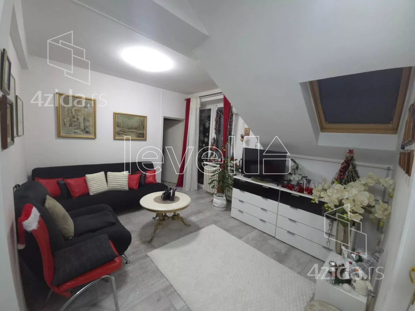 Troiposoban stan | 4zida