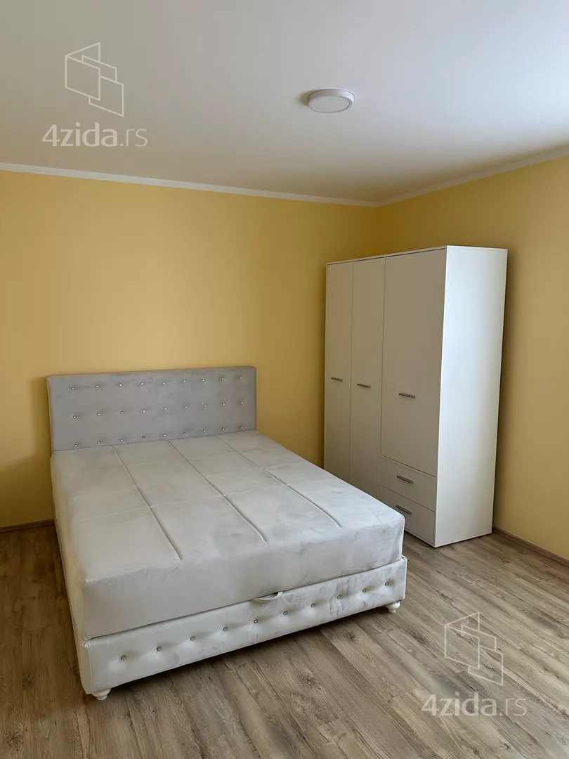 Kaluđerica, Grocka opština, Beograd, Branka Miljkovića 24 - 4
