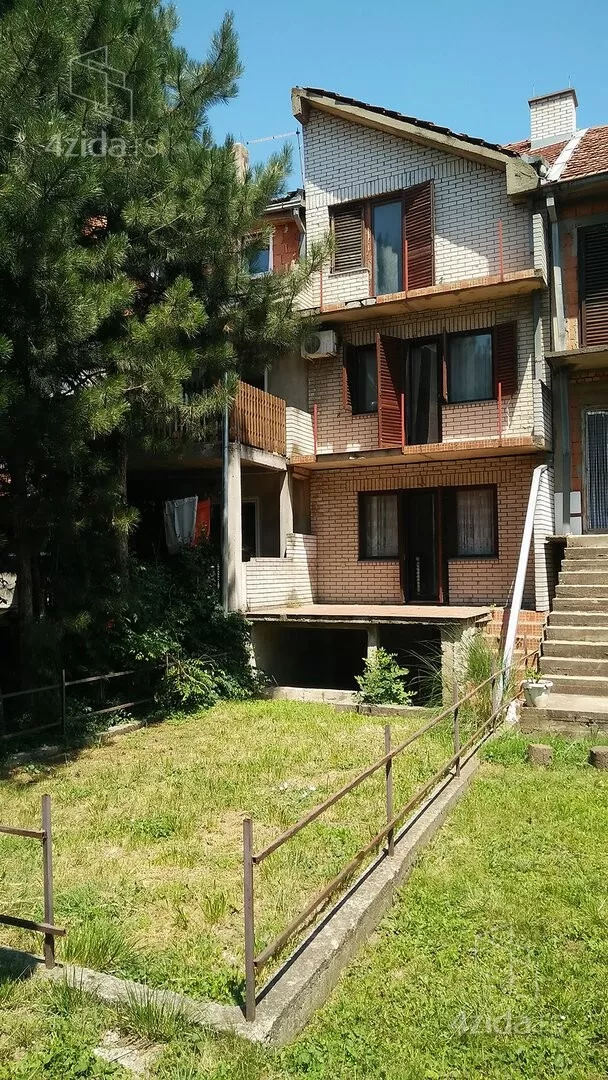 4-etažna kuća | 4zida
