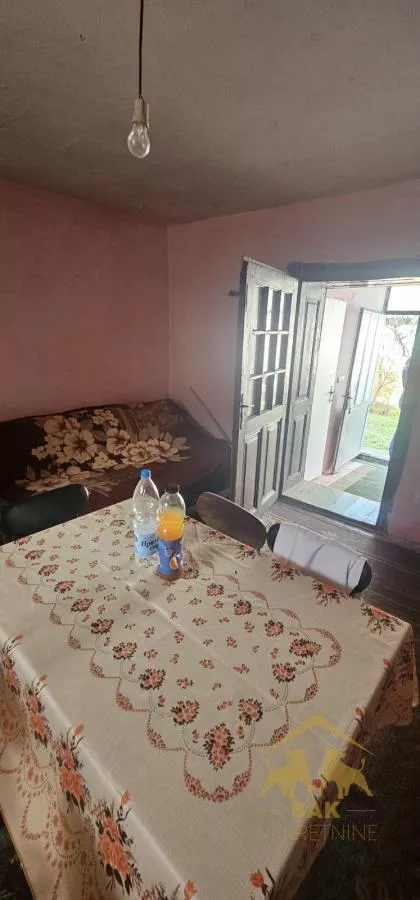 Okolne lokacije | 4zida.rs