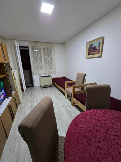 Salvadora Aljendea | 4zida.rs