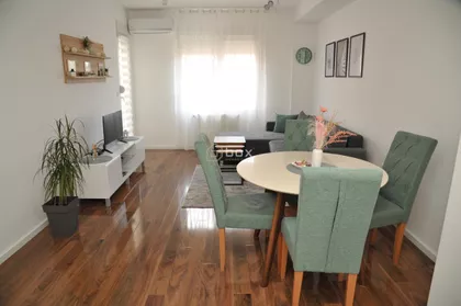 Medicinski Fakultet | 4zida.rs