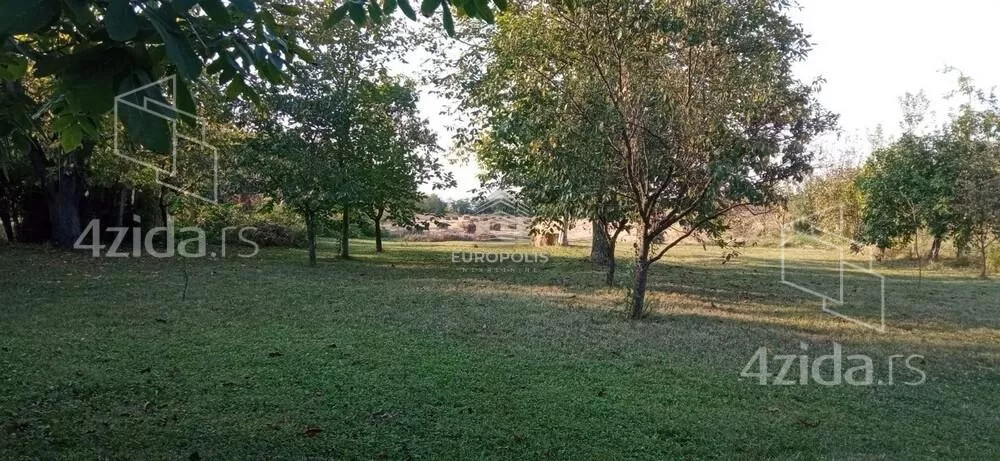 Građevinsko zemljište | 4zida