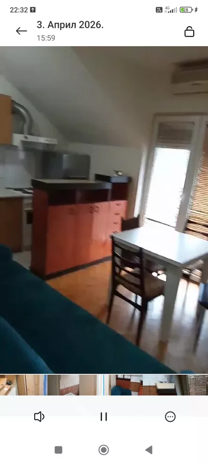 Lomničke Borbe 12A | 4zida.rs