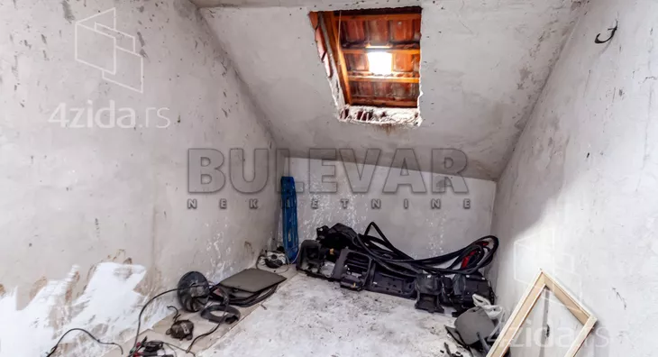 3-etažna kuća | 4zida