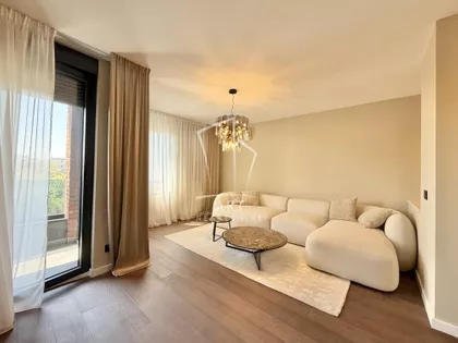 Prvomajska | 4zida.rs