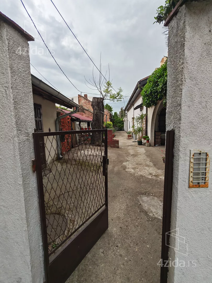 Garsonjera | 4zida