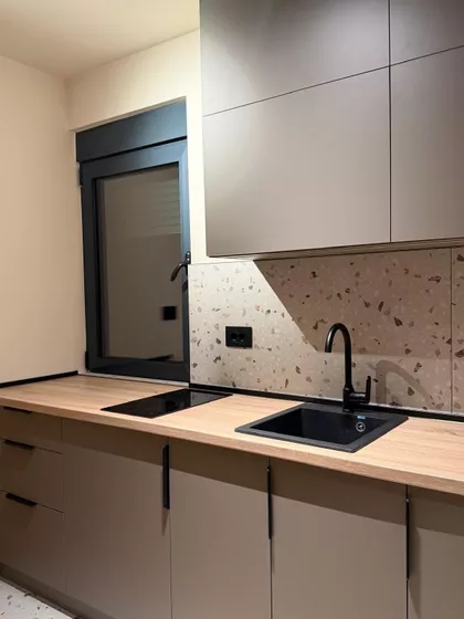 Crveni Krst Vračar | 4zida.rs