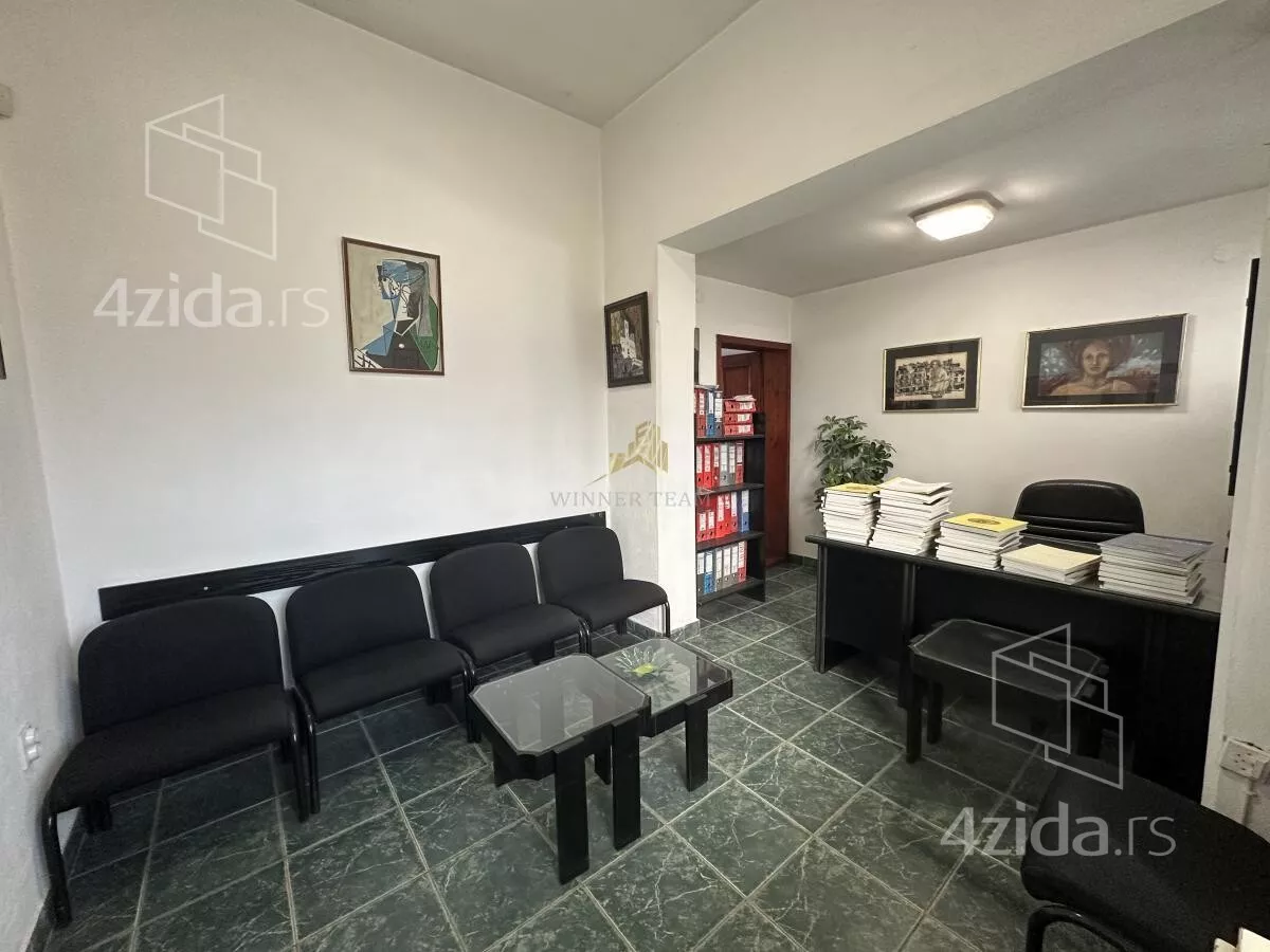 Poslovni prostor | 4zida