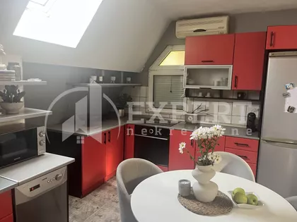 Dobrička | 4zida.rs