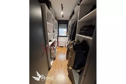 Zmaj Jovina | 4zida.rs