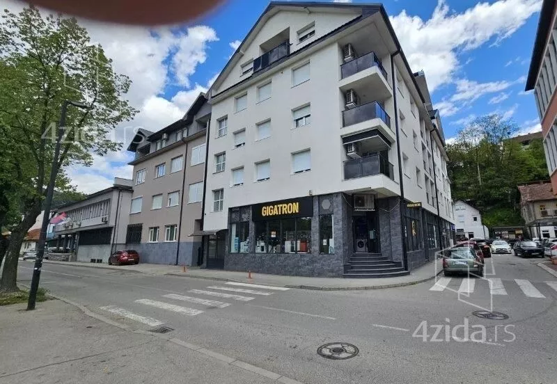 Garaža/Parking | 4zida