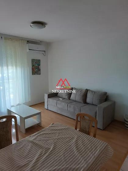 Sopoćanska | 4zida.rs