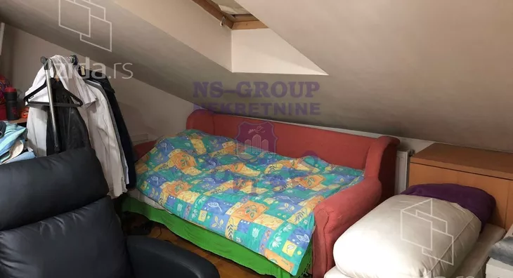 Šestosoban stan | 4zida