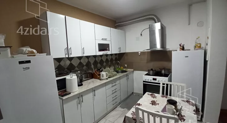 3-etažna kuća | 4zida
