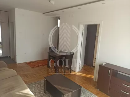 Vuka Karadžića | 4zida.rs