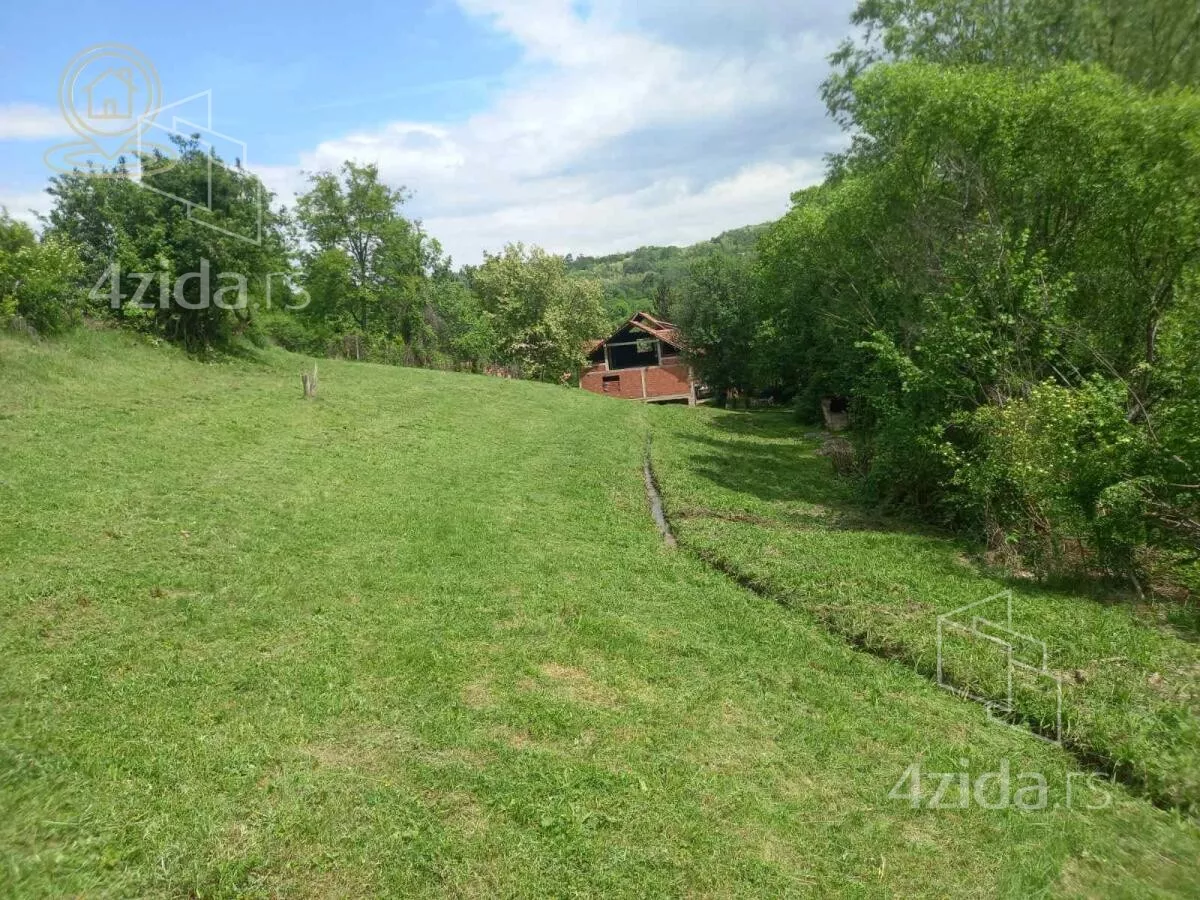 Građevinsko zemljište | 4zida