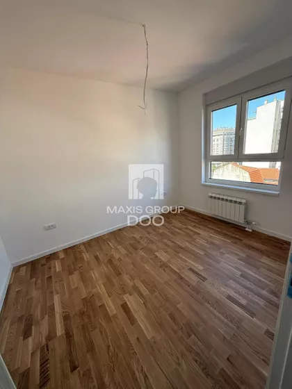 Krfska | 4zida.rs