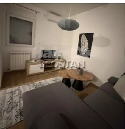 Ugrinovacki Put | 4zida.rs