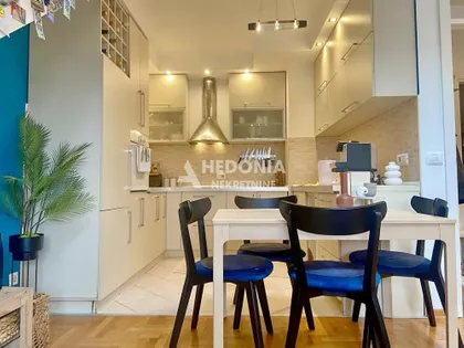 Milana Rakića | 4zida.rs