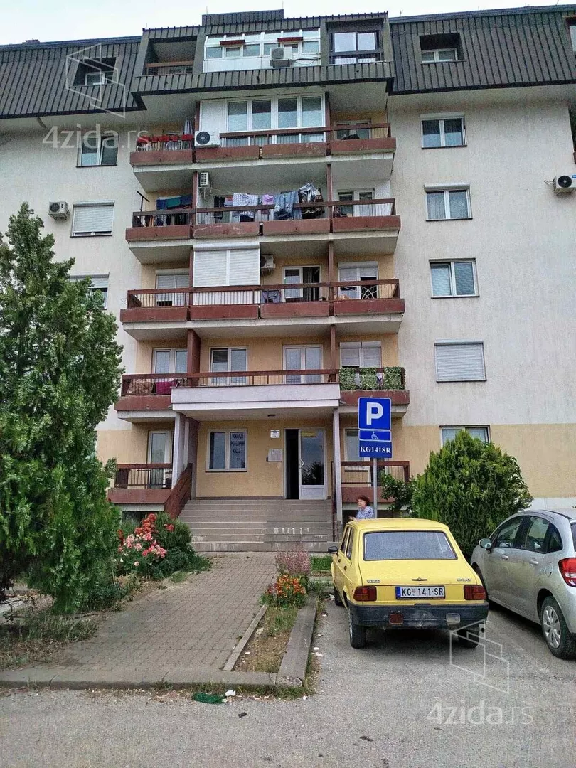 Garsonjera | 4zida