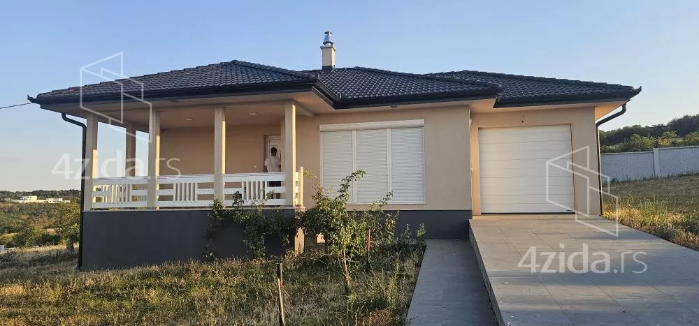 Kuća | 4zida
