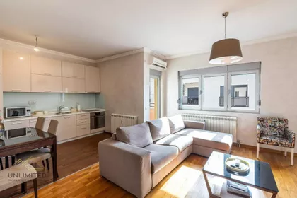 Južni Bulevar | 4zida.rs