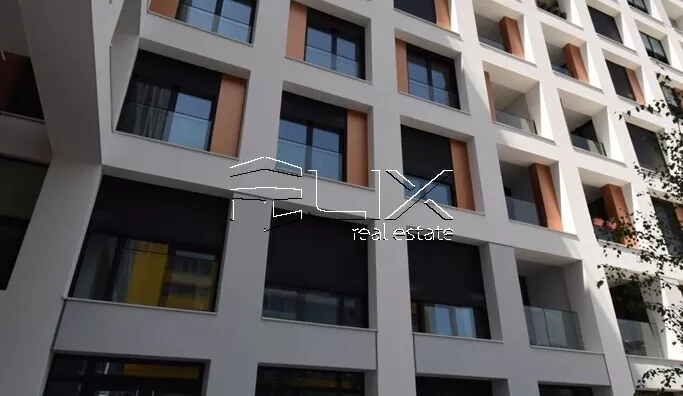 Šestosoban stan | 4zida