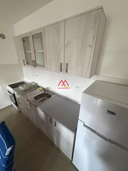 Trg Save Vukosavljeva | 4zida.rs