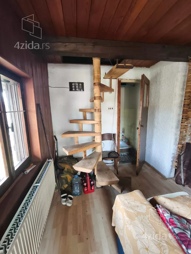 3-etažna kuća | 4zida