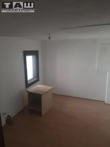 Crveni Krst Vračar | 4zida.rs
