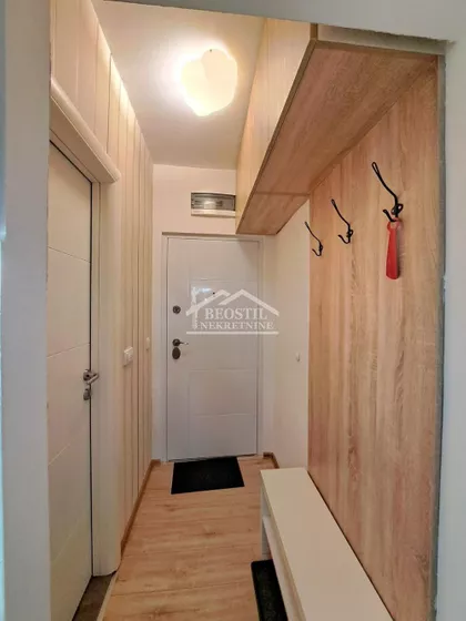 Jovana Bijelića | 4zida.rs