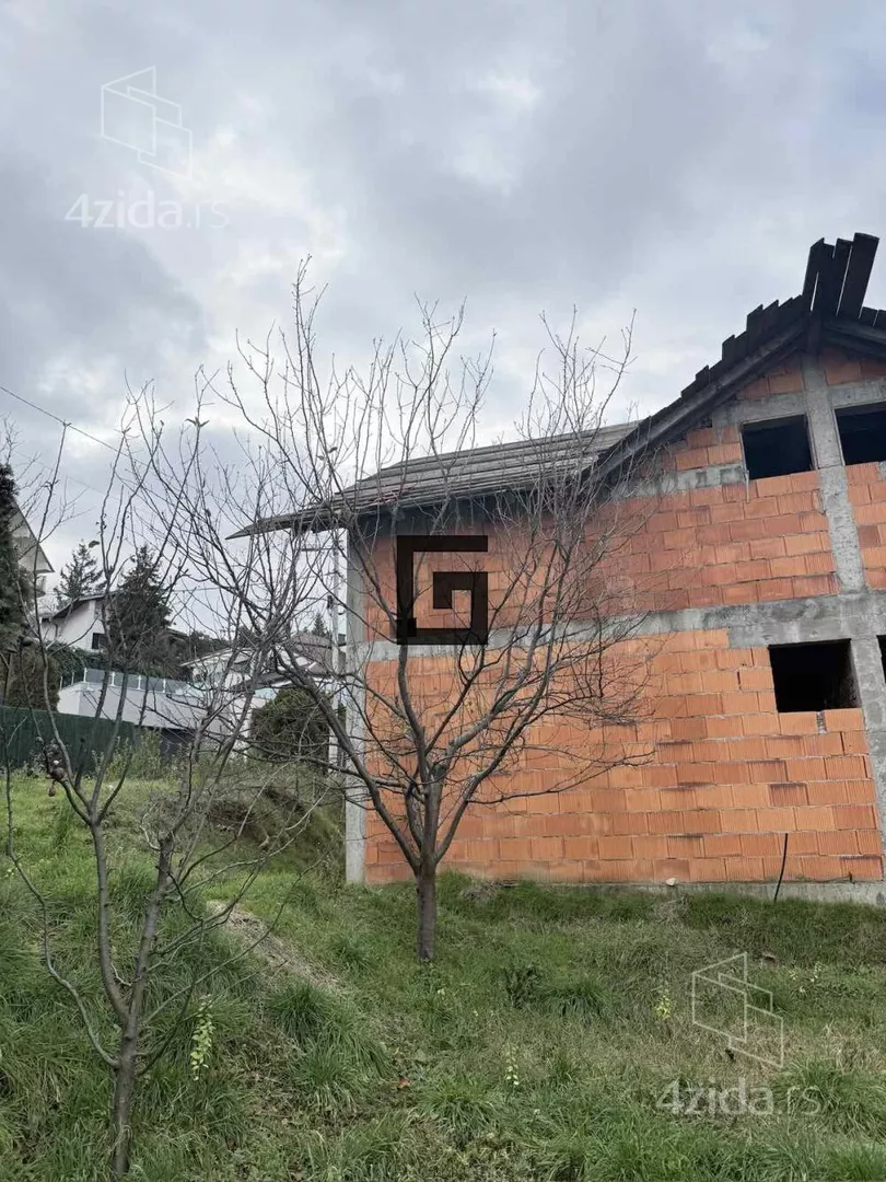 Kuća | 4zida