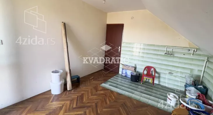 4-etažna kuća | 4zida