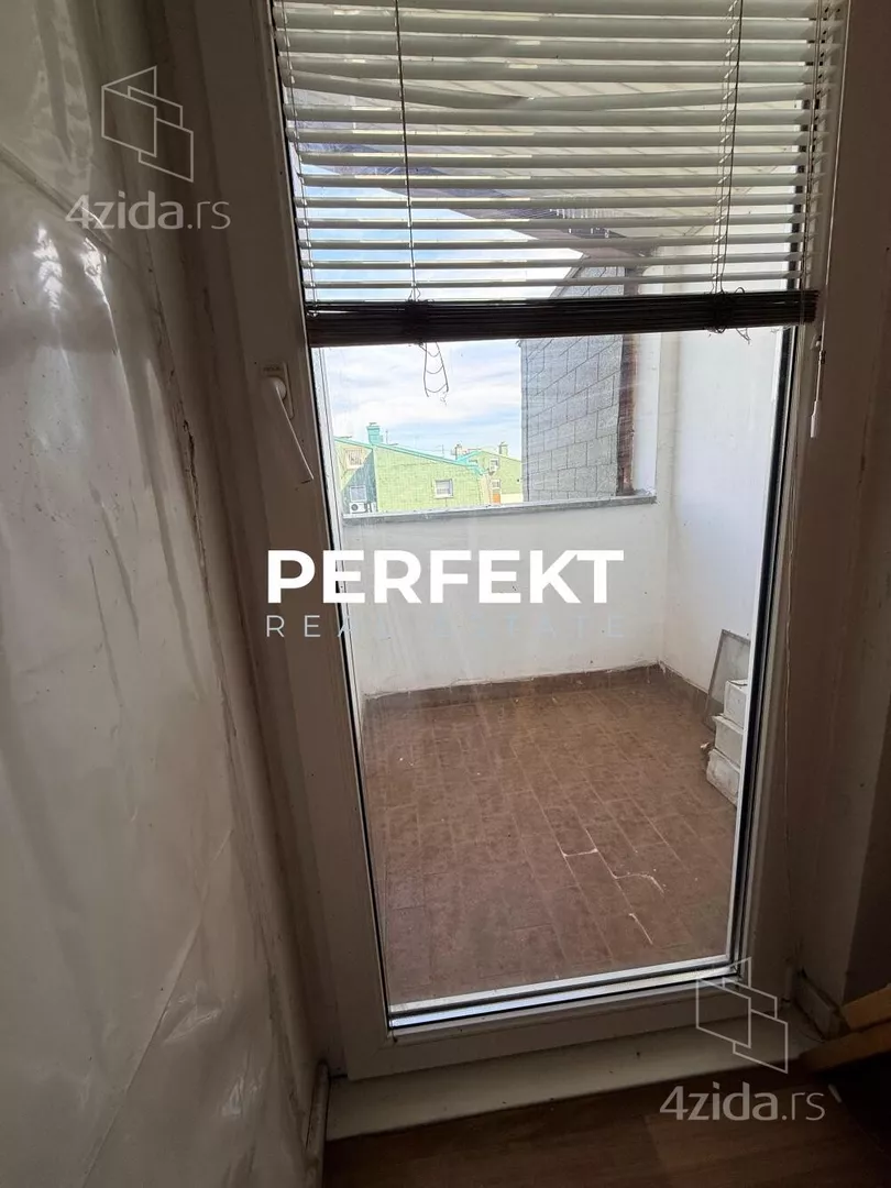 Četvoroiposoban stan | 4zida