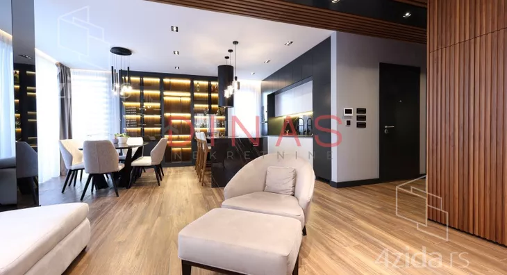 Petosoban stan | 4zida