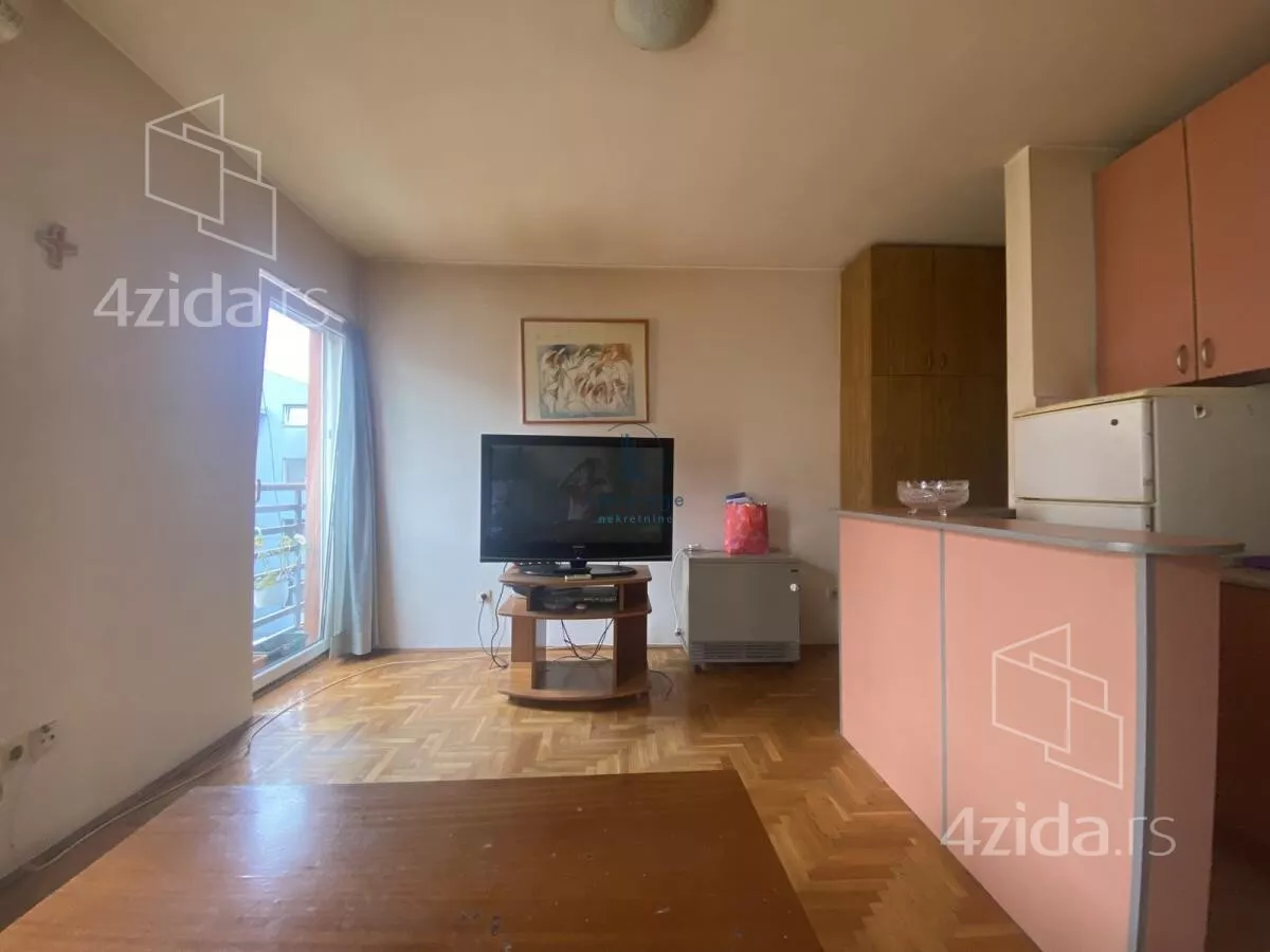 Garsonjera | 4zida