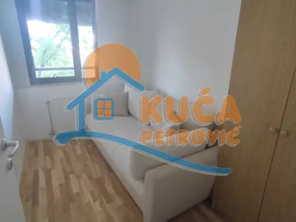 Prvomajska | 4zida.rs