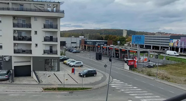 Troiposoban stan | 4zida