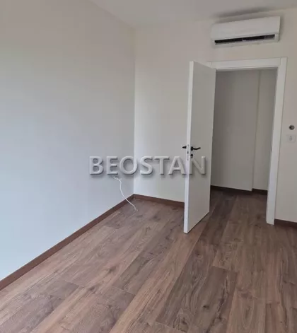 Pregrevica | 4zida.rs