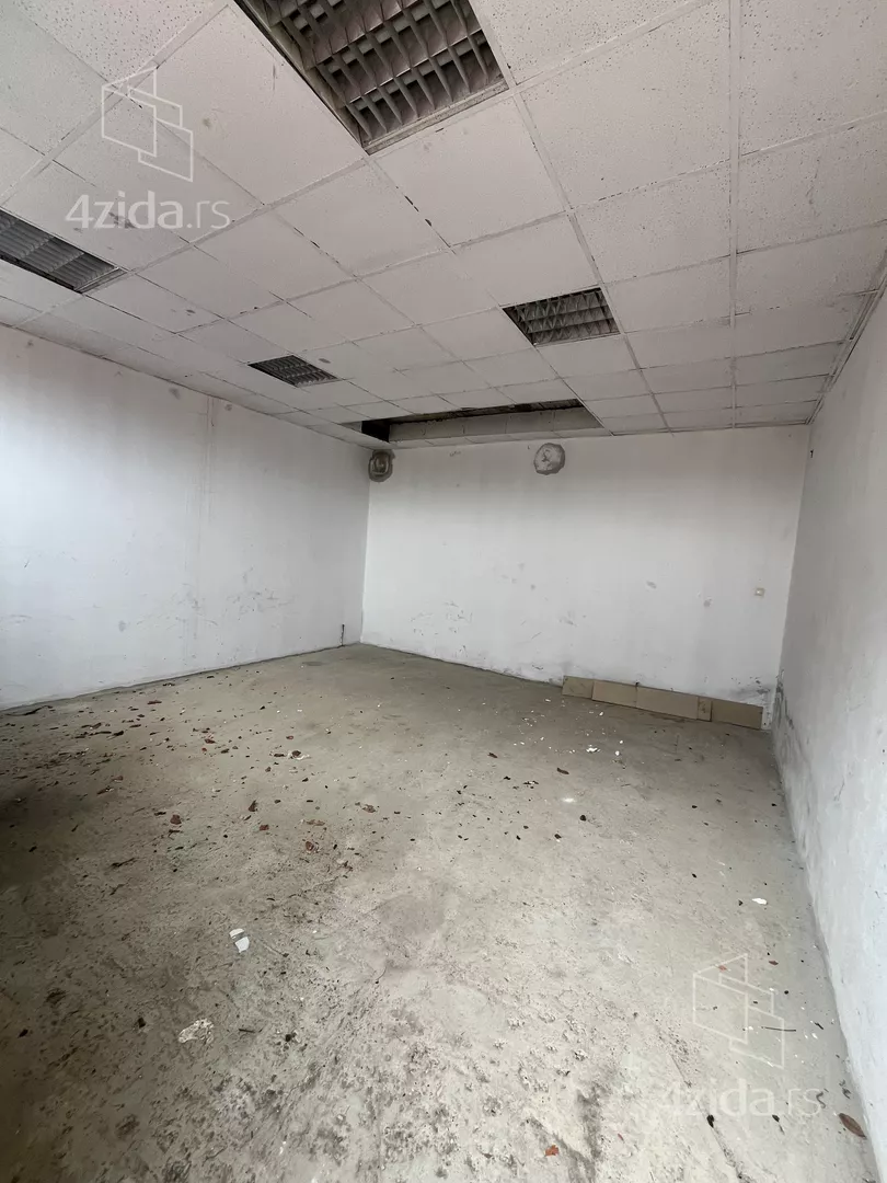 Poslovni prostor | 4zida